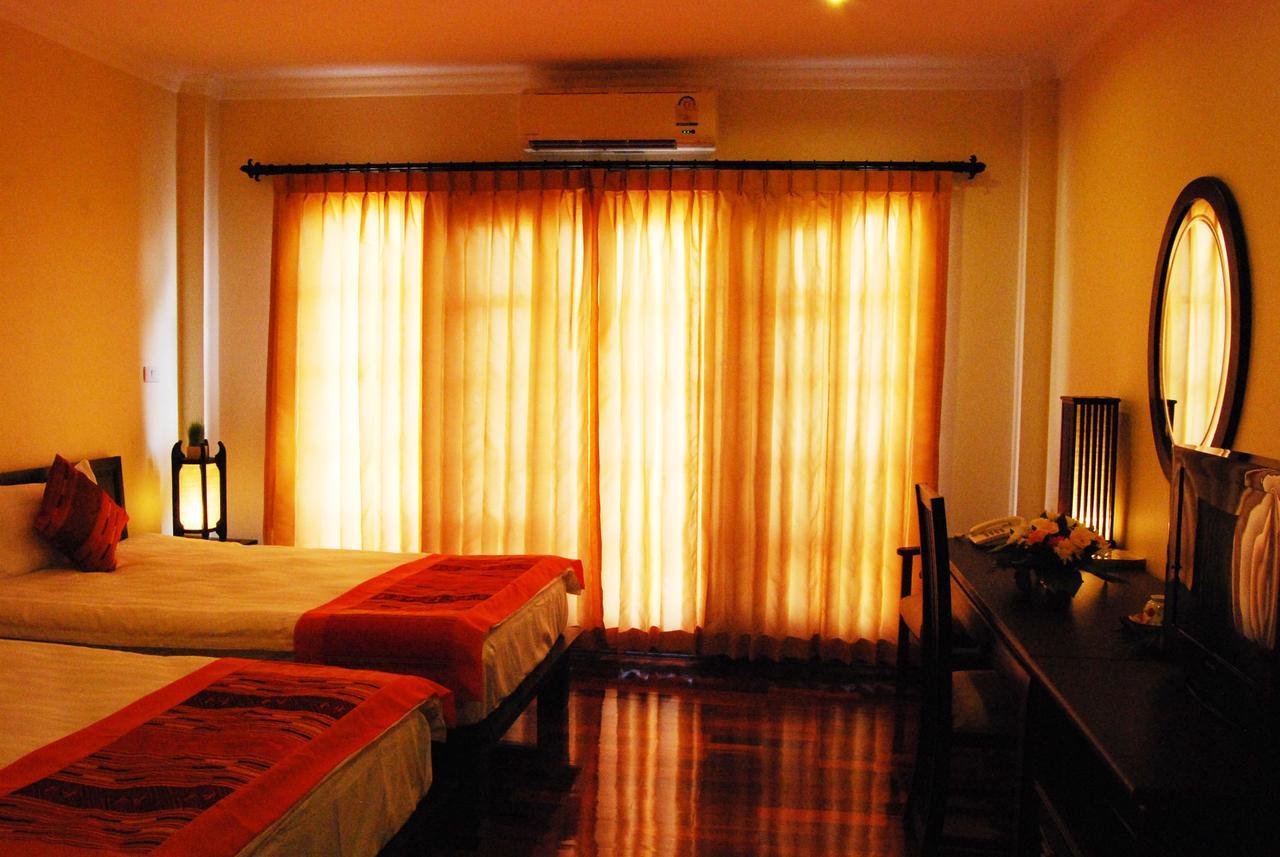 Vayakorn Inn Vientiane Exteriör bild
