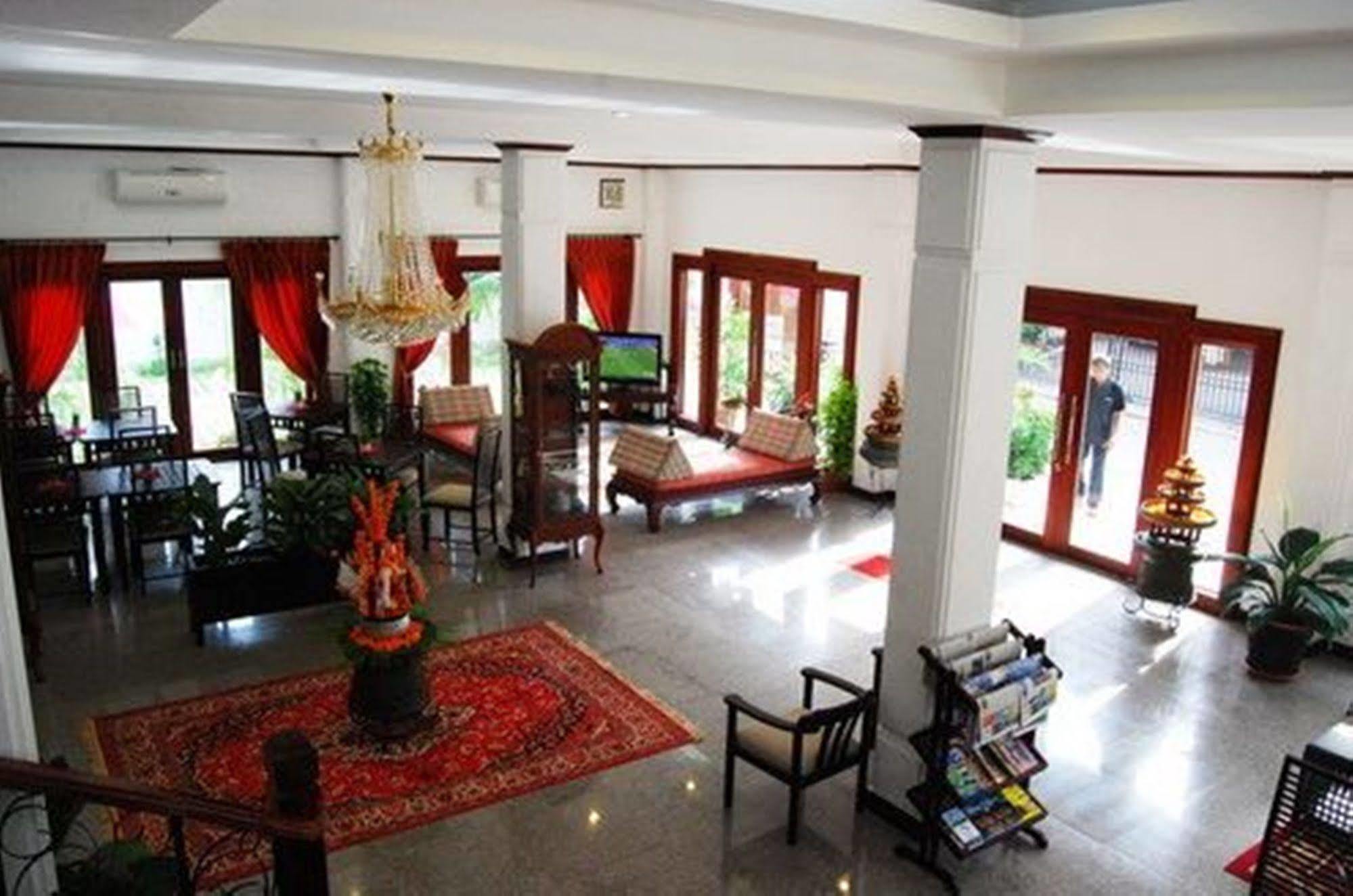 Vayakorn Inn Vientiane Exteriör bild