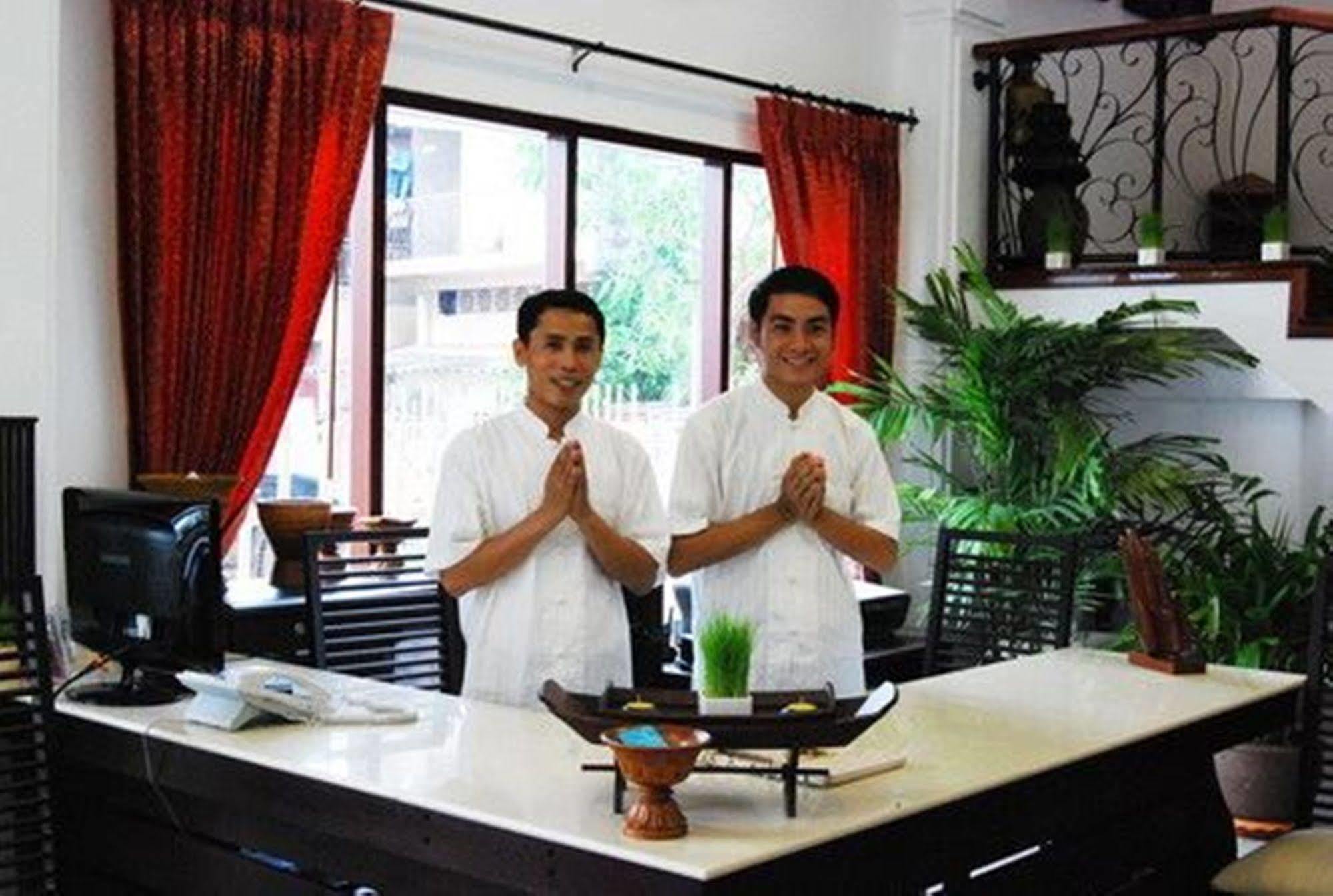 Vayakorn Inn Vientiane Exteriör bild