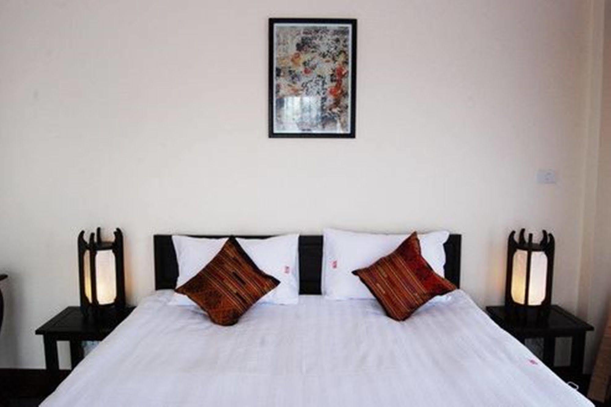 Vayakorn Inn Vientiane Exteriör bild