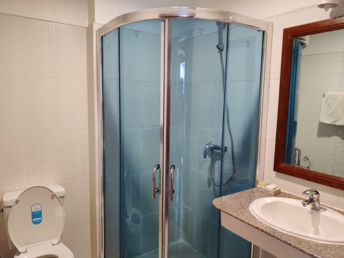 Vayakorn Inn Vientiane Exteriör bild